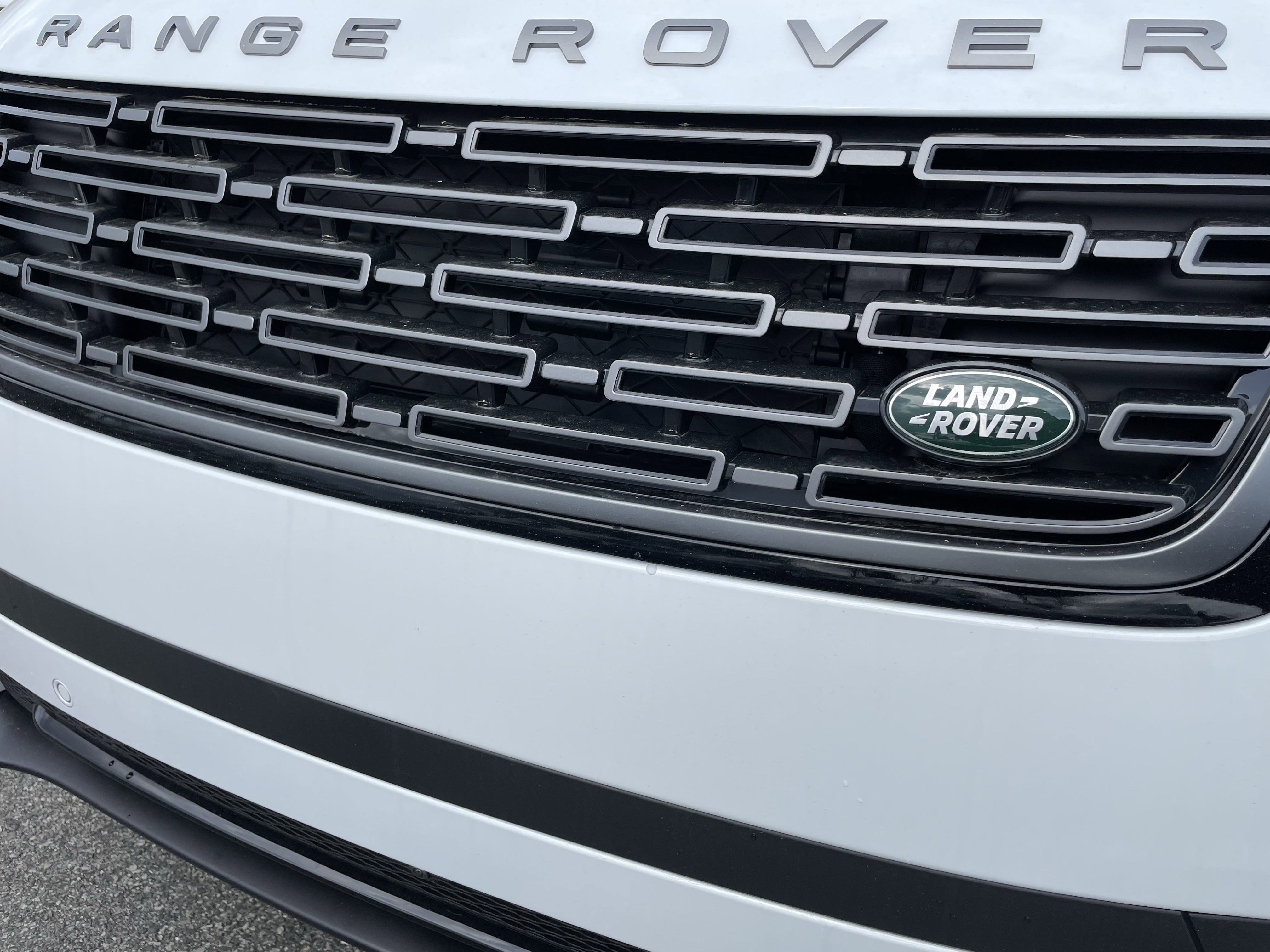 New 2026 Land Rover Range Rover Velar S image 32