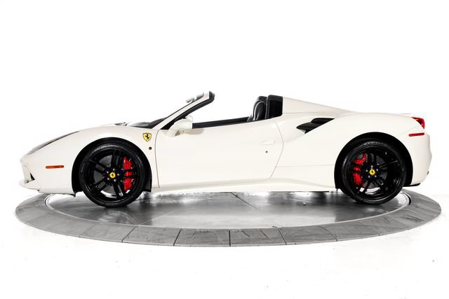 Used 2016 Ferrari 488 Spider RWD image 3