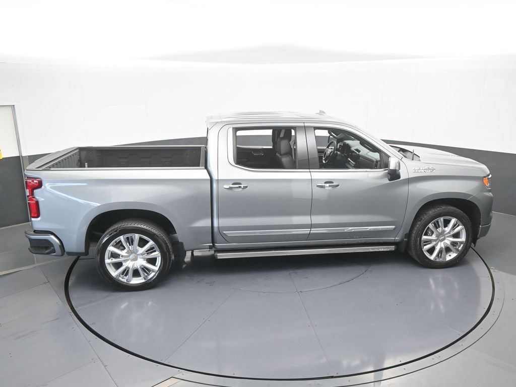 Used 2024 Chevrolet Silverado 1500 High Country w/ Technology Package AWD/4WD image 63