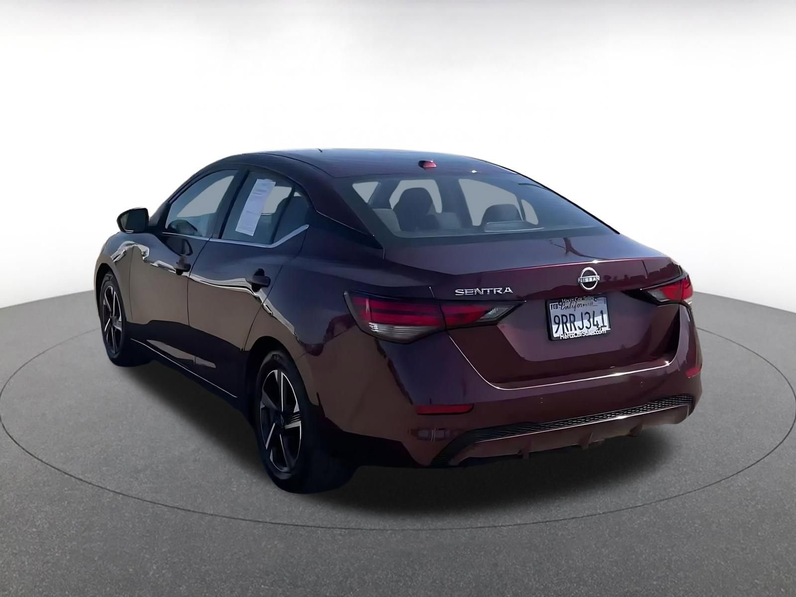 Used 2025 Nissan Sentra SV image 11