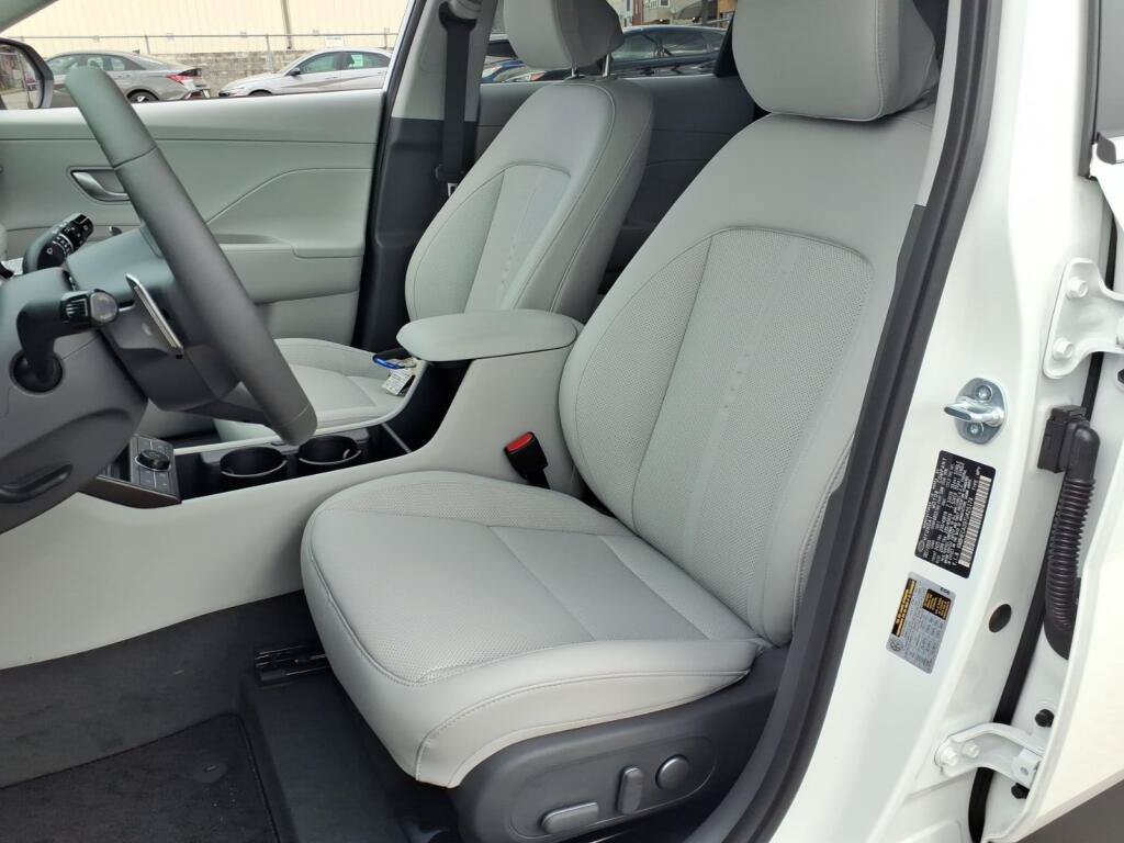 New 2026 Hyundai Kona Limited AWD/4WD image 5