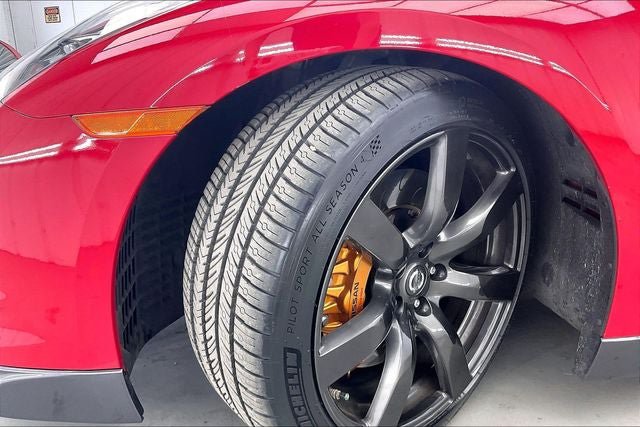Used 2010 Nissan GT-R Premium AWD/4WD image 32