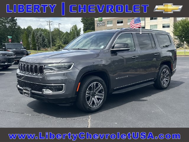 Used 2024 Jeep Wagoneer Series II w/ Flexible Seating Group AWD/4WD image 1