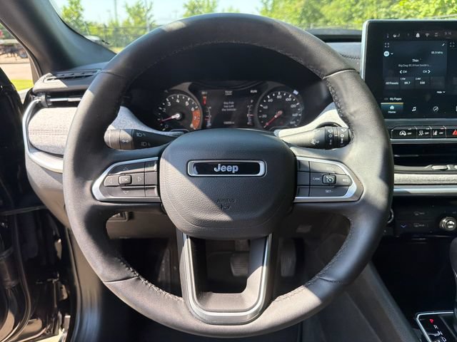 Used 2024 Jeep Compass Latitude AWD/4WD image 17
