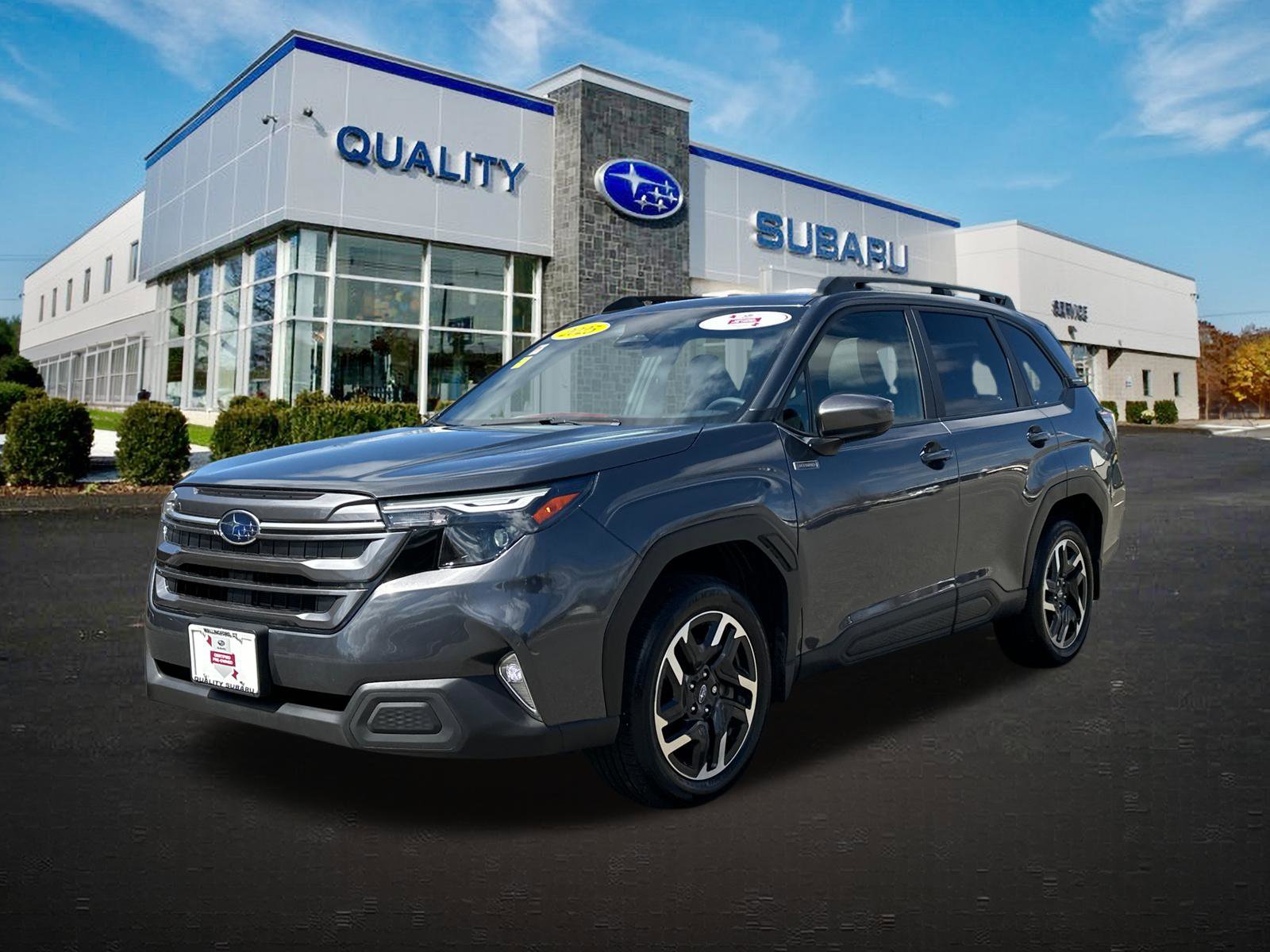 Certified 2025 Subaru Forester Premium AWD/4WD image 1