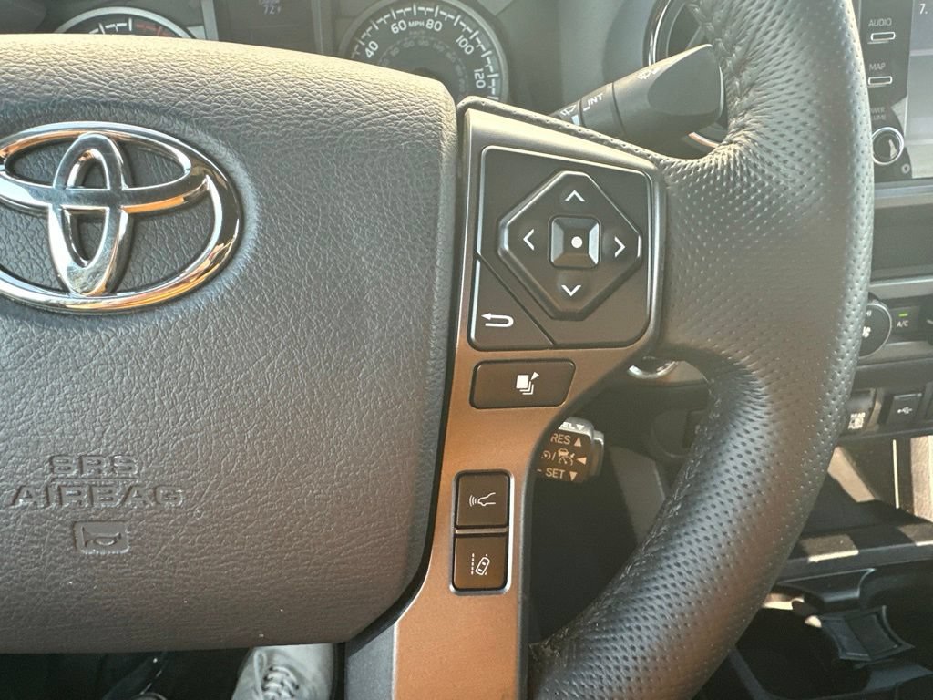 Used 2020 Toyota Tacoma TRD Sport w/ Technology Package AWD/4WD image 38