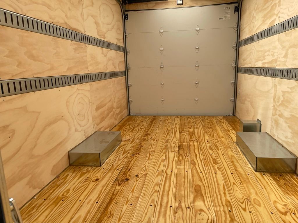 New 2027 Ford E-350 and Econoline 350 Super Duty w/ Power Equipment Group image 15