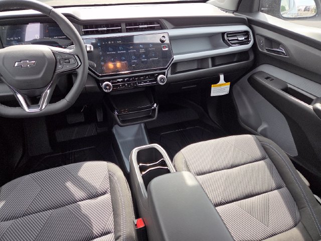 New 2027 Chevrolet Bolt LT w/ Comfort Package FWD image 28