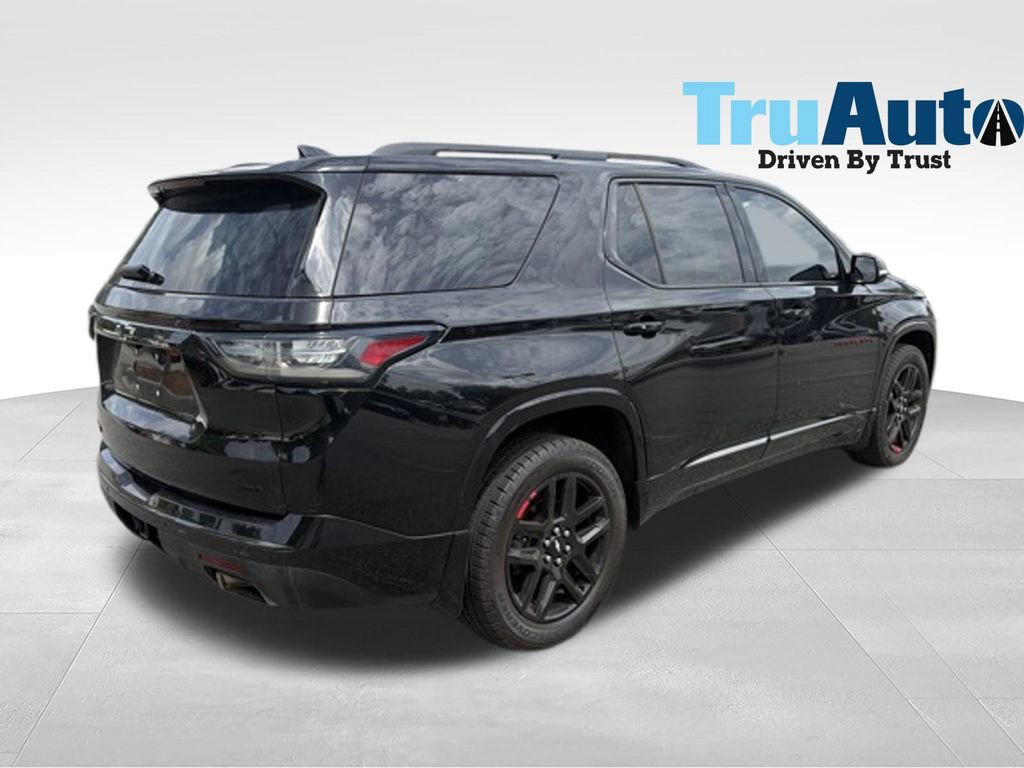 Used 2019 Chevrolet Traverse Premier w/ Redline Edition AWD/4WD image 3