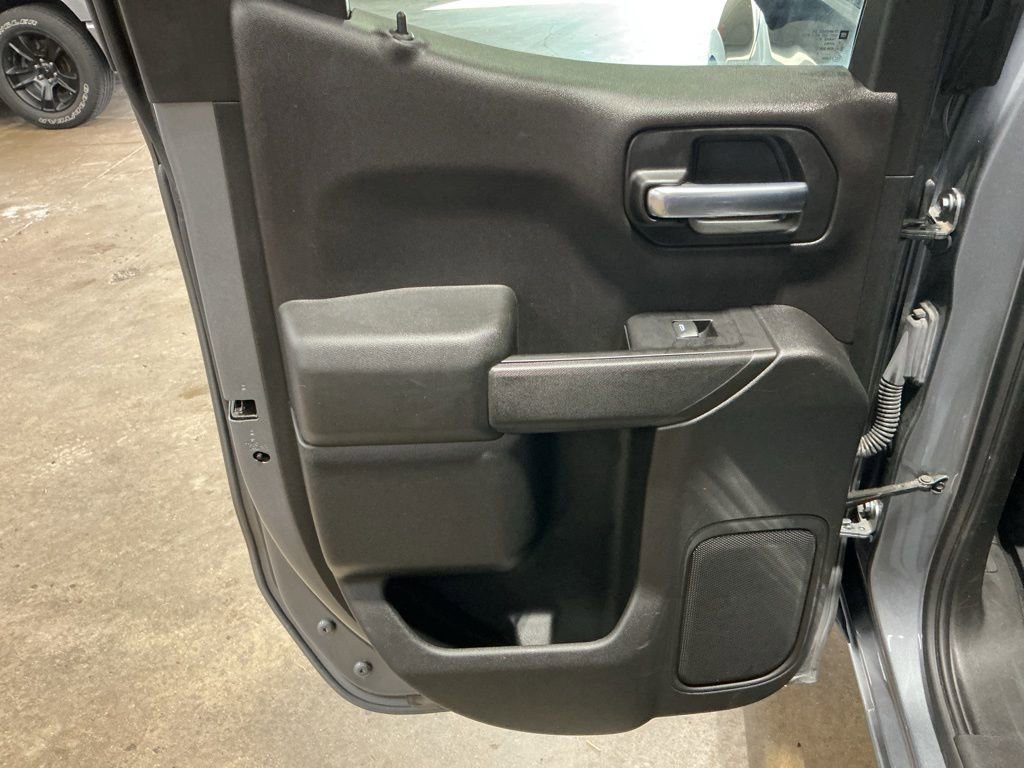 Used 2020 Chevrolet Silverado 1500 LT w/ All-Star Edition image 19