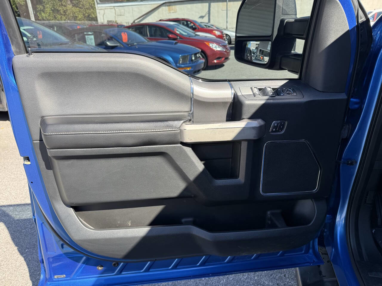 Used 2016 Ford F150 Lariat w/ Equipment Group 501A Mid image 10
