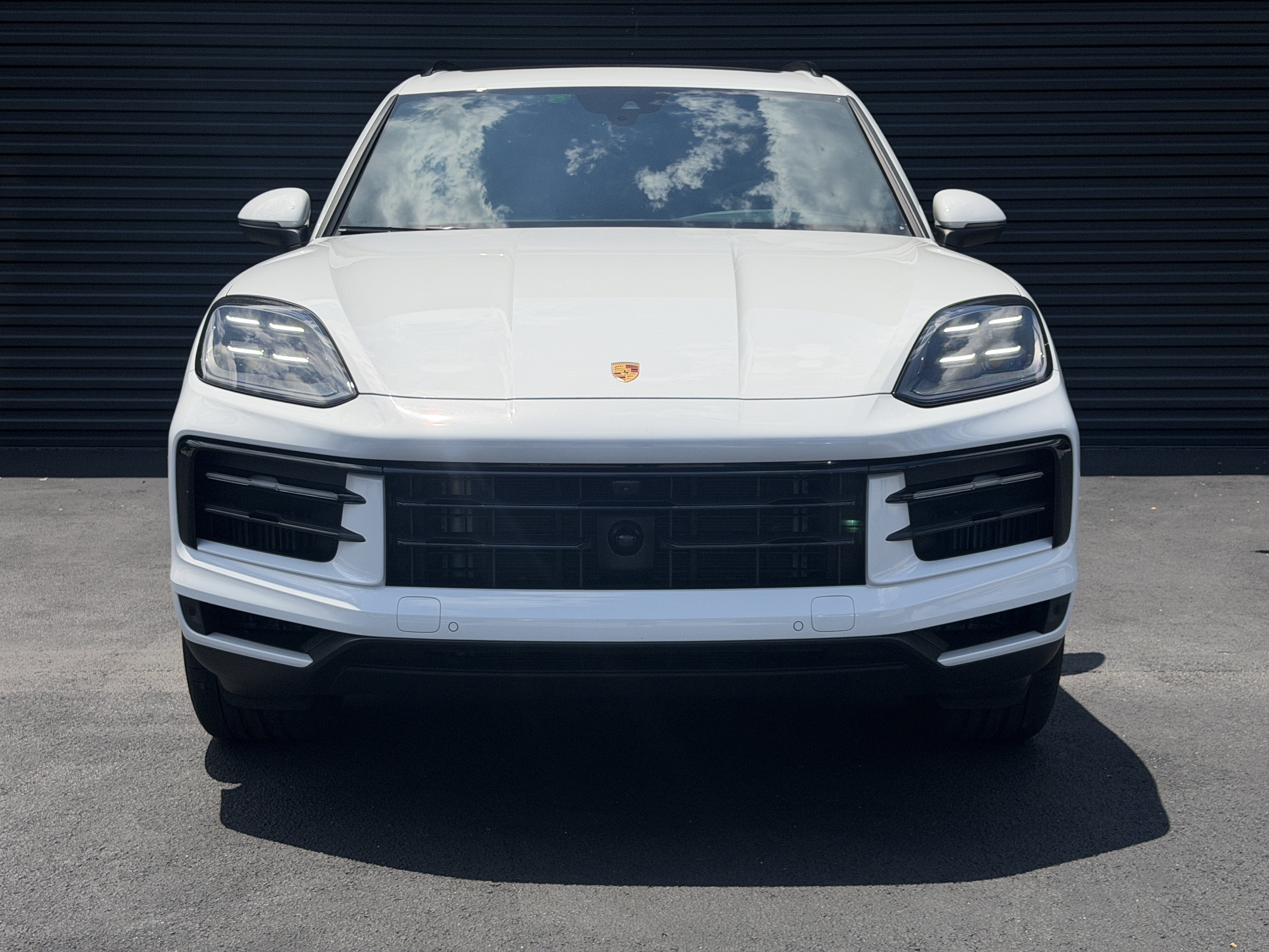 Certified 2024 Porsche Cayenne AWD/4WD image 6