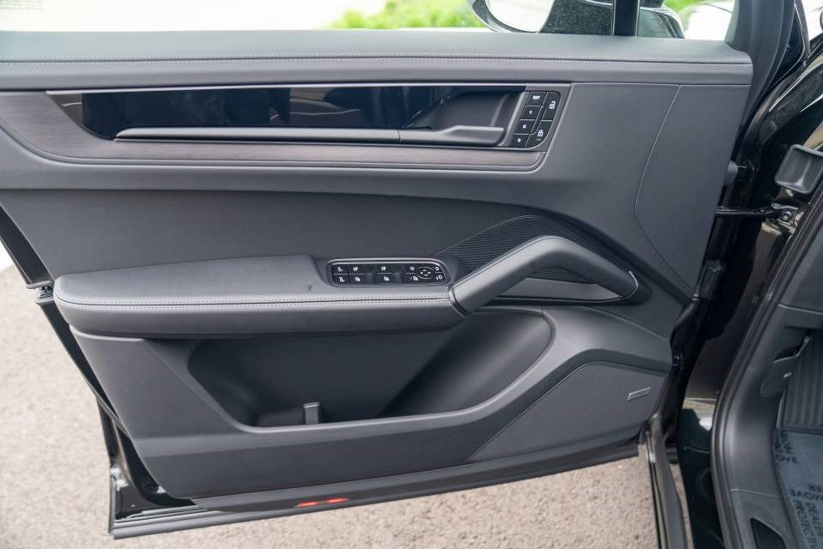 New 2026 Porsche Cayenne GTS AWD/4WD image 11