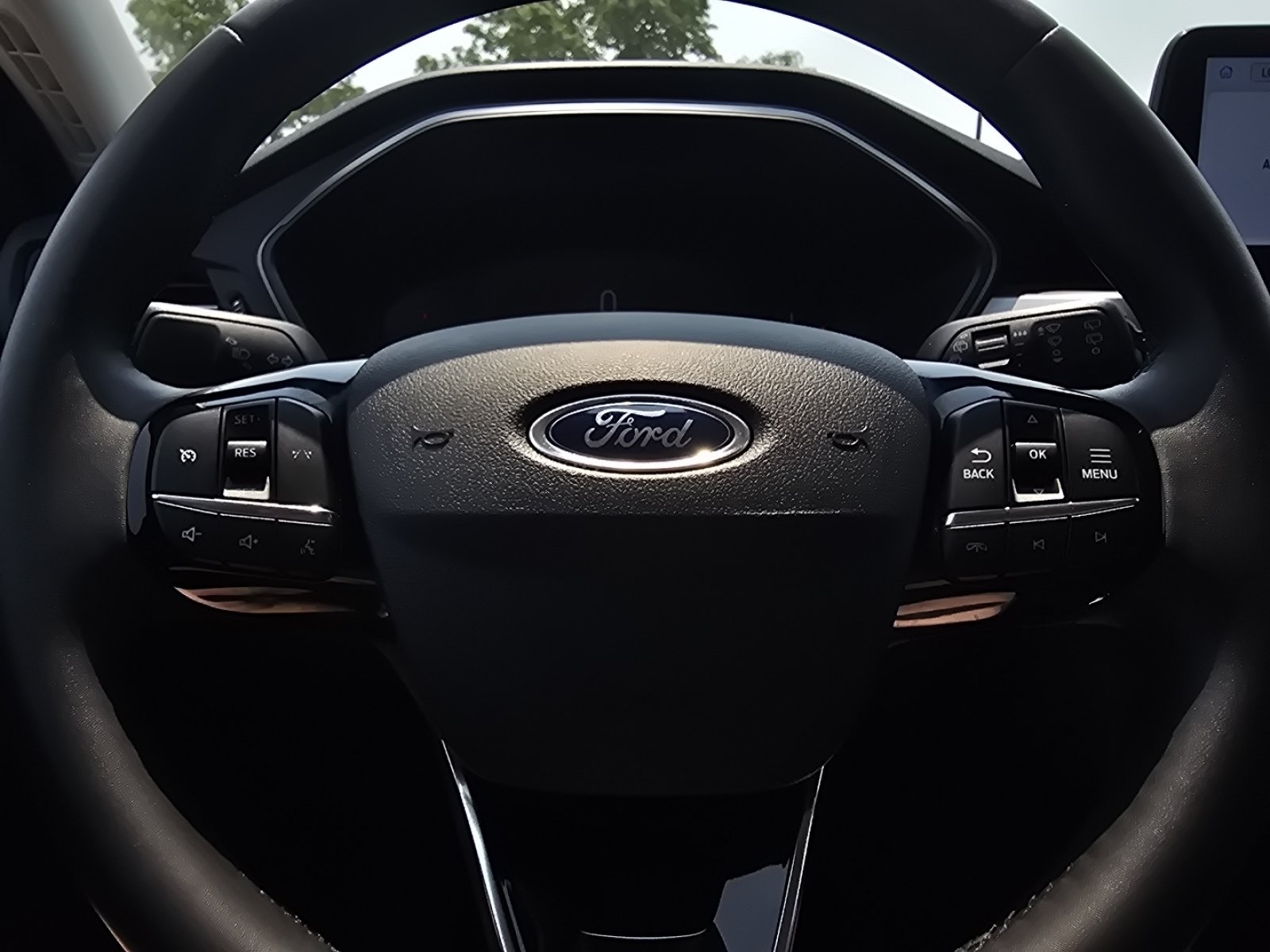 Used 2024 Ford Escape Active w/ Cold Weather Package FWD image 23
