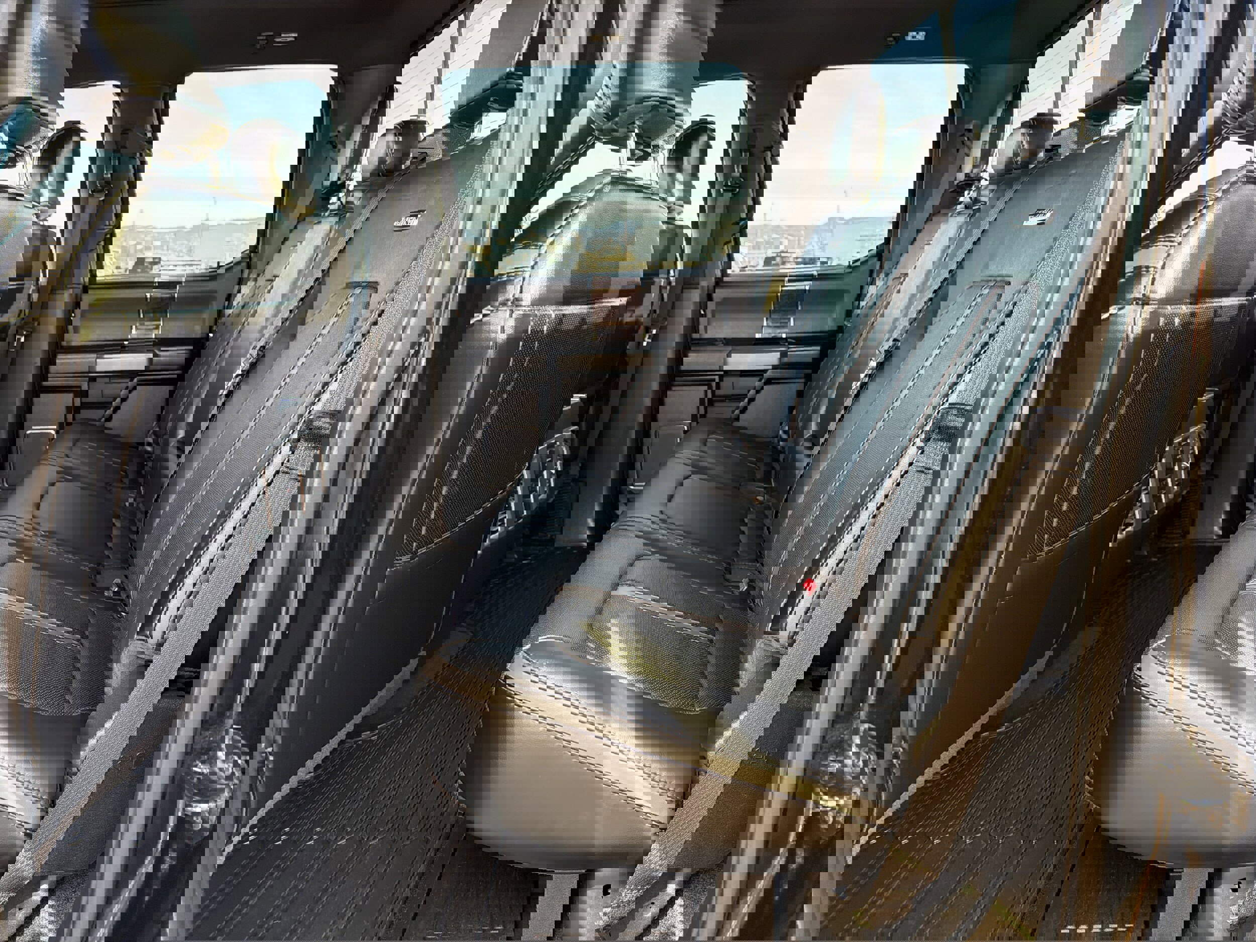 Used 2017 Ford F350 Platinum w/ Platinum Ultimate Package image 9