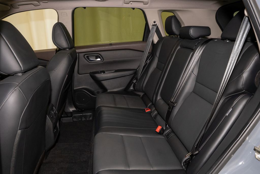 Certified 2023 Nissan Rogue SV w/ SV Premium B Package image 9