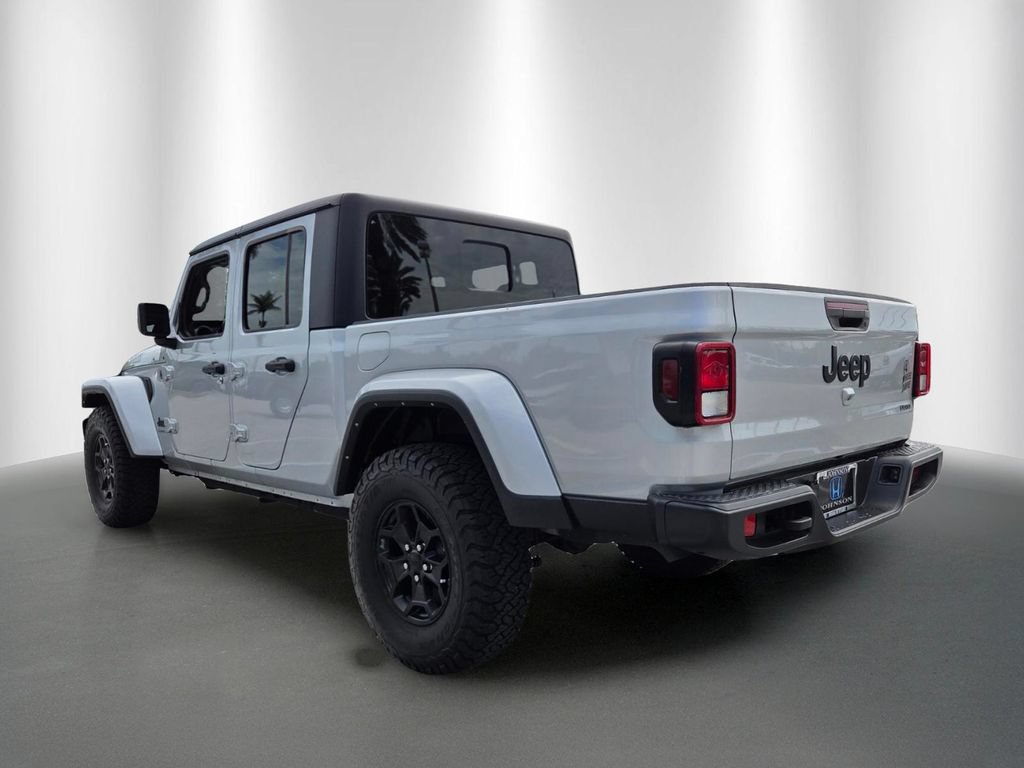 Used 2022 Jeep Gladiator Sport AWD/4WD image 5