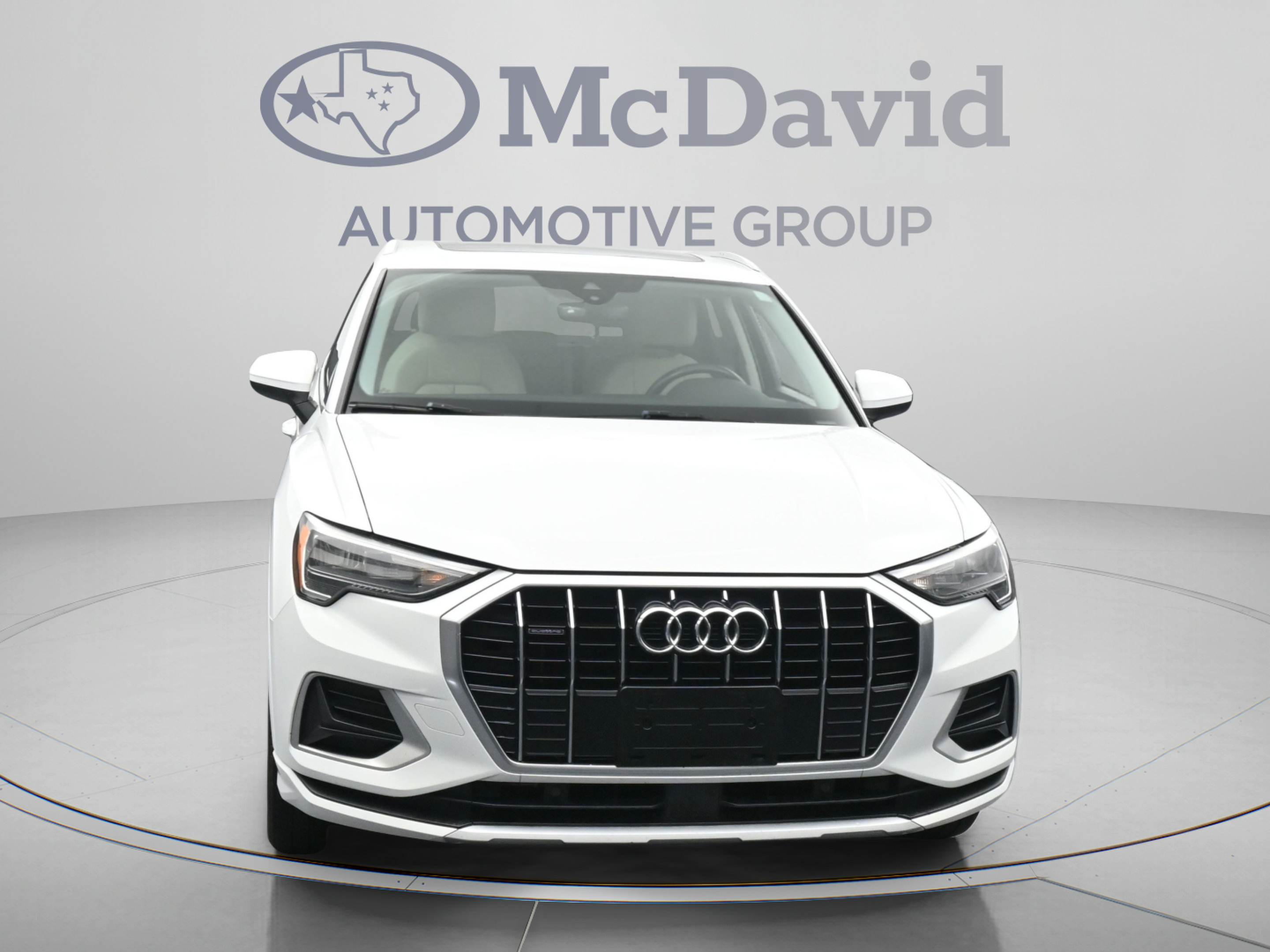 Used 2020 Audi Q3 2.0T Premium AWD/4WD image 2