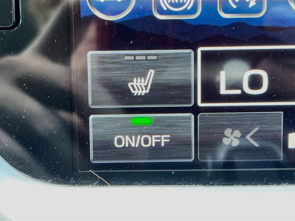 Used 2025 Subaru Outback Limited w/ Popular Package #2 AWD/4WD image 21