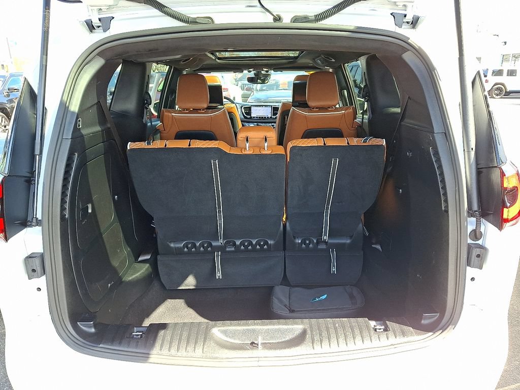 Used 2024 Chrysler Pacifica Pinnacle FWD image 29