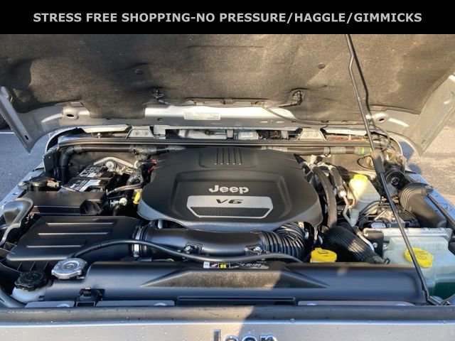 Used 2017 Jeep Wrangler Unlimited Sahara image 10