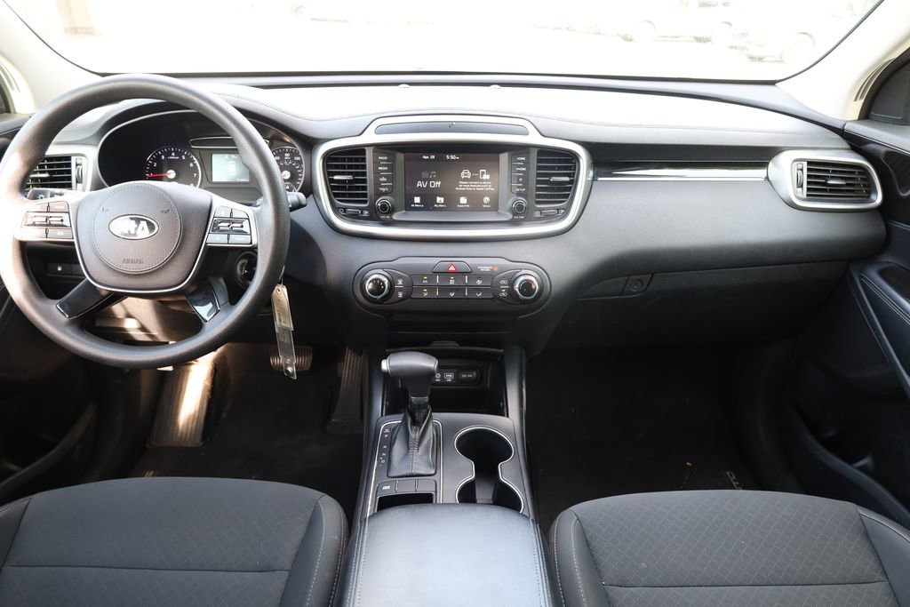 Used 2019 Kia Sorento L FWD image 23