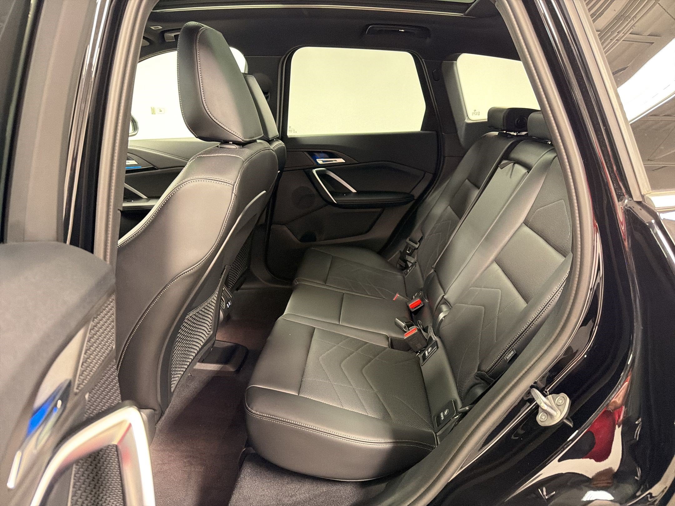 Used 2023 BMW X1 xDrive28i w/ Convenience Package AWD/4WD image 13