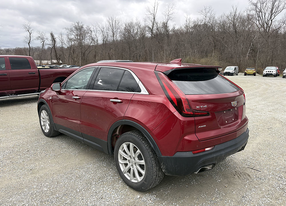 Used 2019 Cadillac XT4 Luxury w/ Cold Weather Package image 6