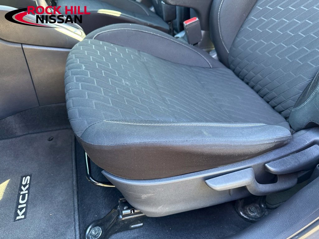 Used 2021 Nissan Kicks S FWD image 16