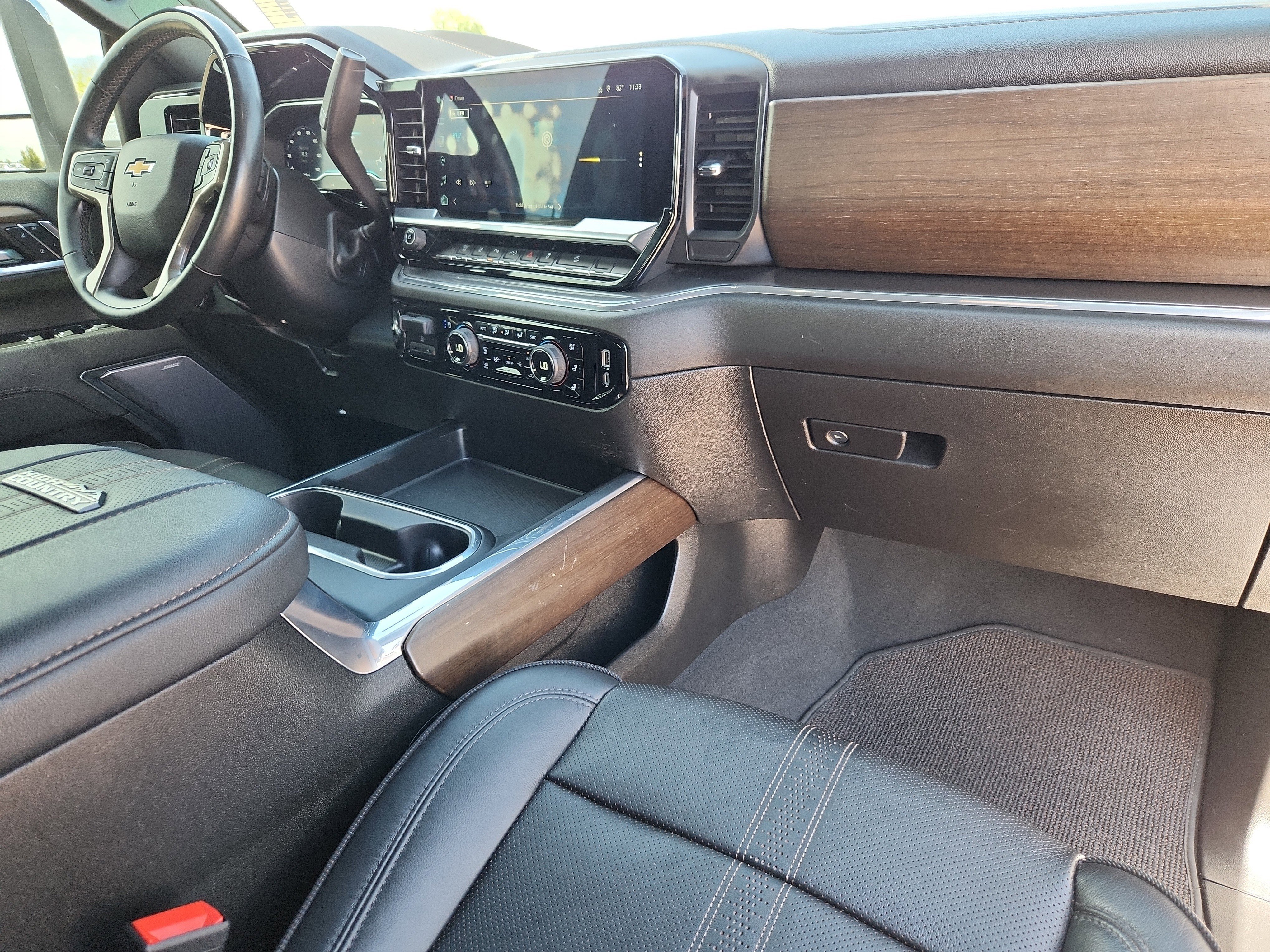 Used 2024 Chevrolet Silverado 3500 High Country w/ High Country Premium Package AWD/4WD image 21