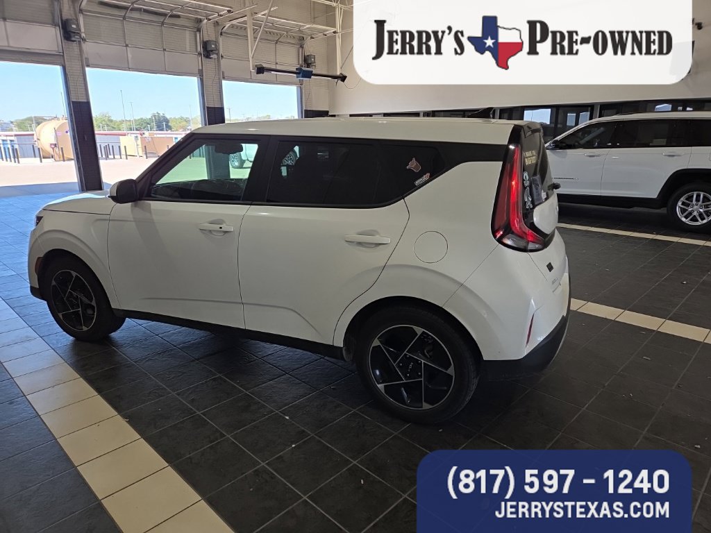 Used 2025 Kia Soul EX FWD image 6