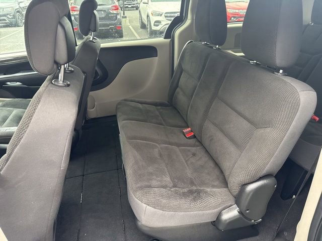 Certified 2019 Dodge Grand Caravan SE image 24