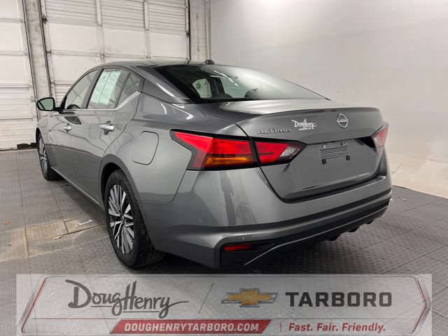 Used 2025 Nissan Altima 2.5 SV FWD image 6