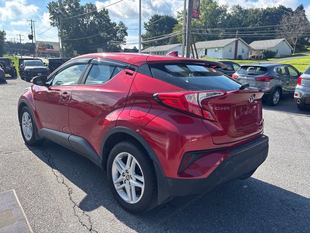 Used 2020 Toyota C-HR LE FWD image 4