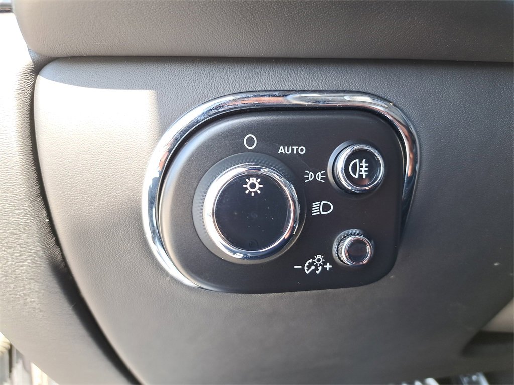 Used 2017 Bentley Mulsanne Speed image 24