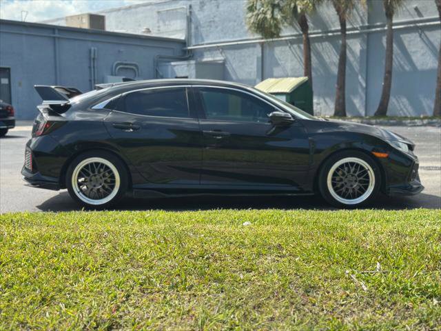 Used 2018 Honda Civic EX-L image 9
