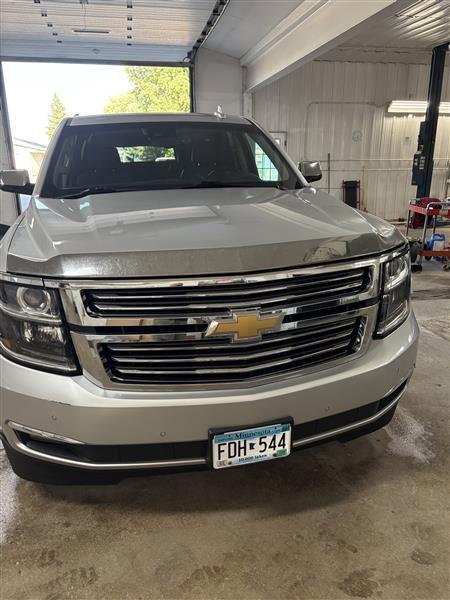 Used 2018 Chevrolet Suburban Premier image 3