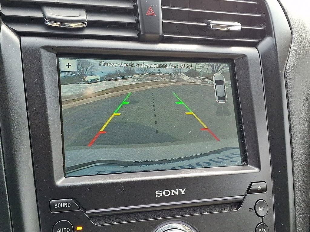 Used 2018 Ford Fusion Titanium image 4