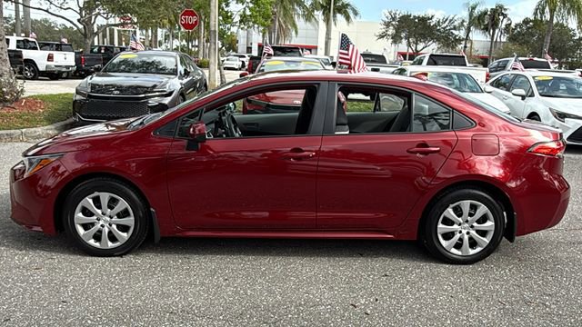 Used 2025 Toyota Corolla LE image 4