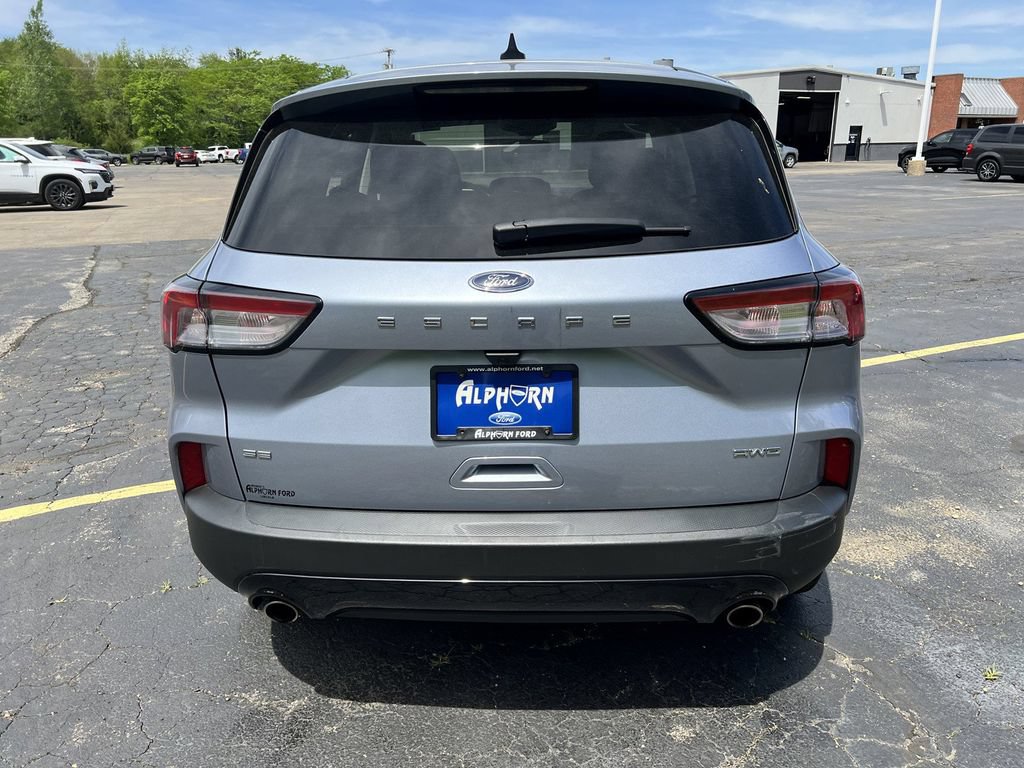 Certified 2022 Ford Escape SE w/ SE Sport Appearance Package AWD/4WD image 37
