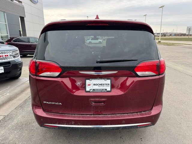 Used 2018 Chrysler Pacifica Touring-L Plus image 42