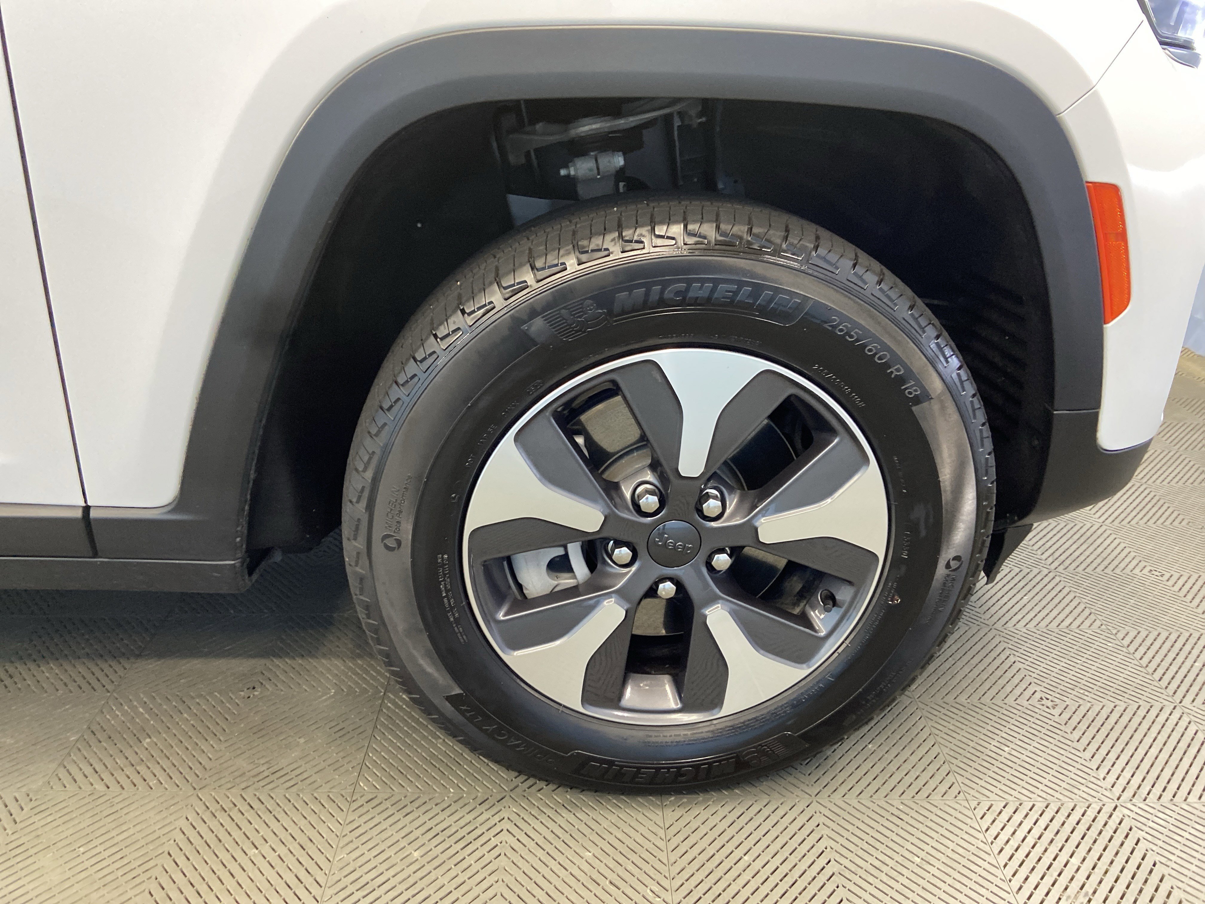 Used 2023 Jeep Grand Cherokee 4WD 4xe image 49