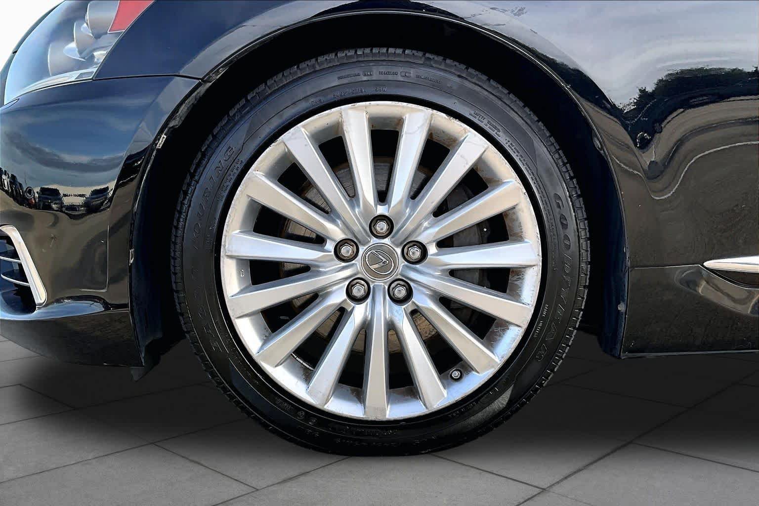 Used 2013 Lexus LS 460 L AWD/4WD image 10