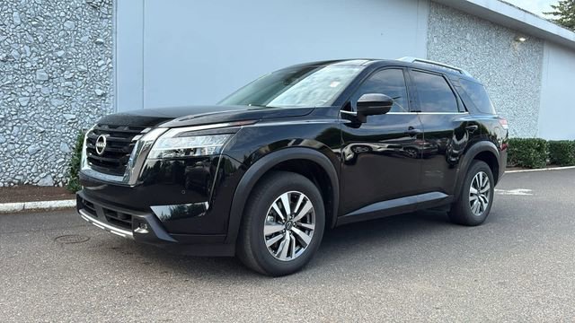 Certified 2023 Nissan Pathfinder SL