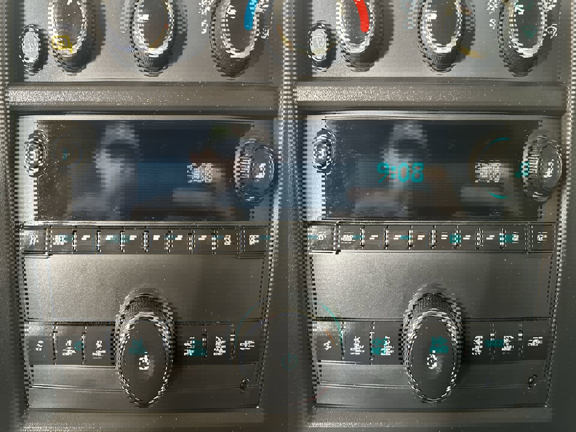 Used 2022 Chevrolet Express 2500 w/ Driver Convenience Package image 20