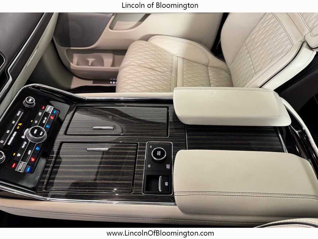 Certified 2023 Lincoln Navigator Black Label image 26