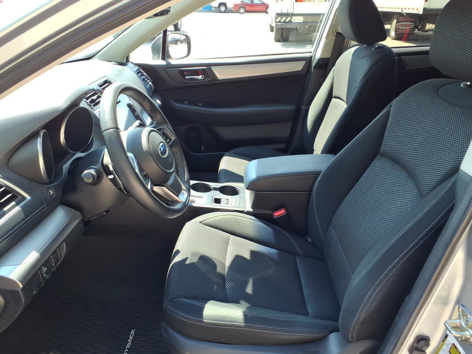 Used 2019 Subaru Outback 2.5i Premium AWD/4WD image 23