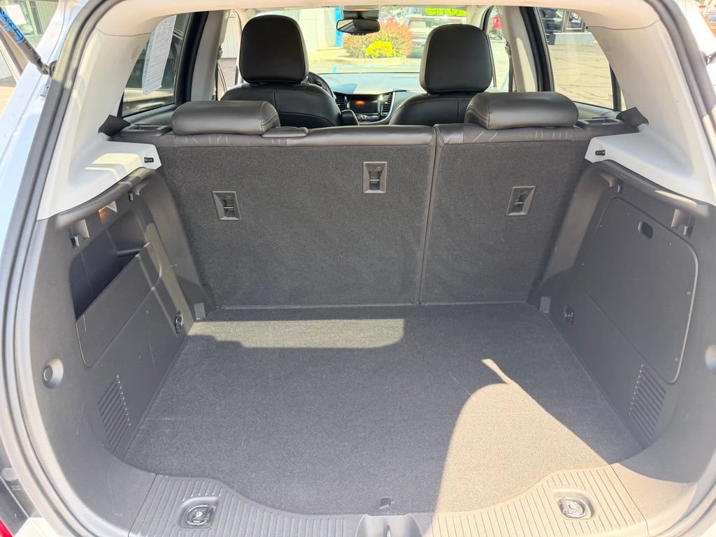 Used 2019 Chevrolet Trax LT w/ LT Convenience Package AWD/4WD image 13