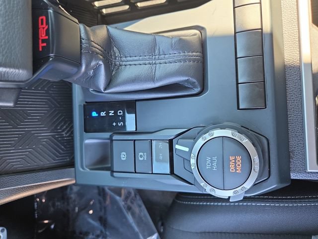 Used 2025 Toyota Tacoma TRD Sport AWD/4WD image 23