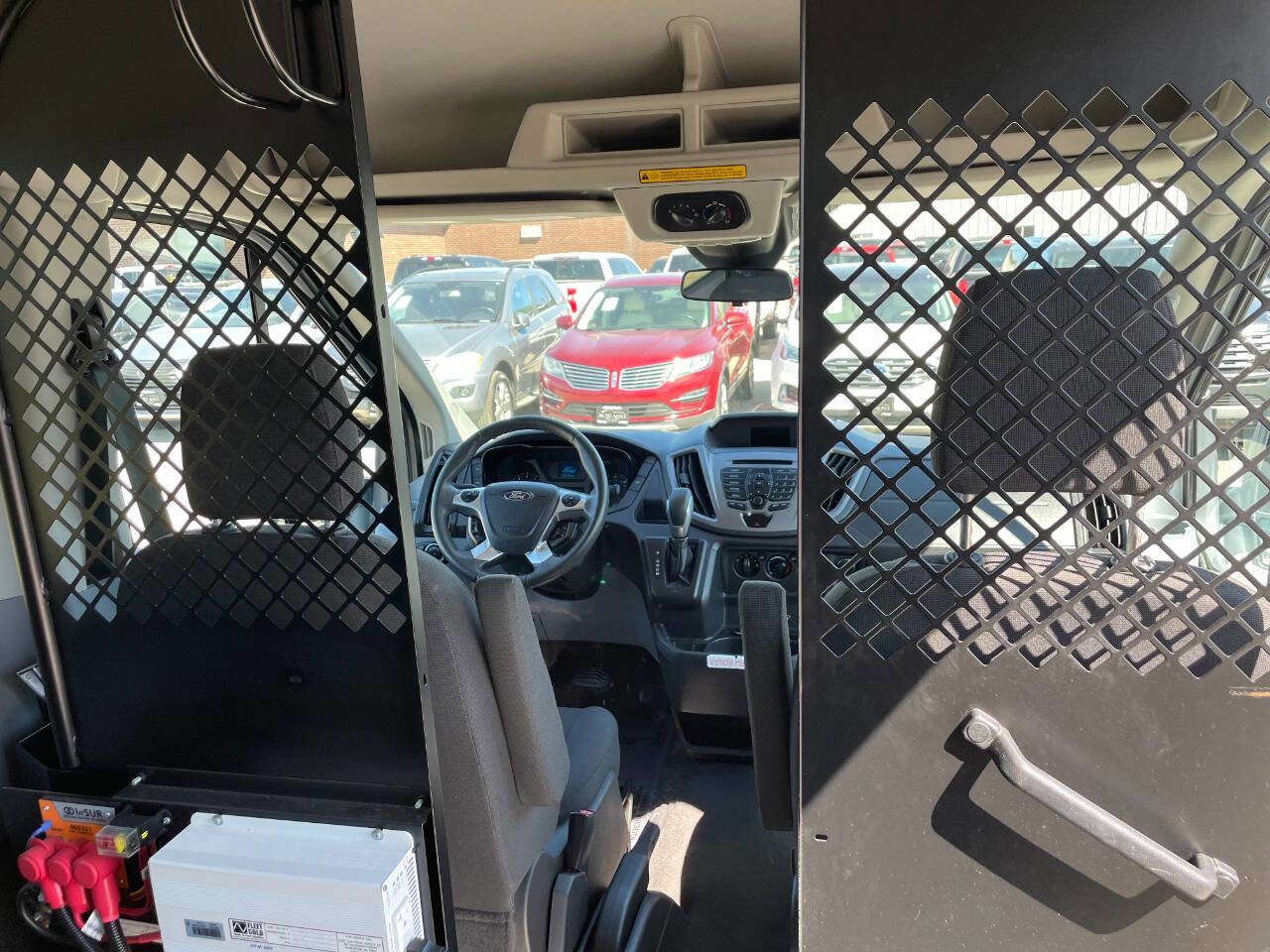 Used 2015 Ford Transit 150 XLT RWD image 33